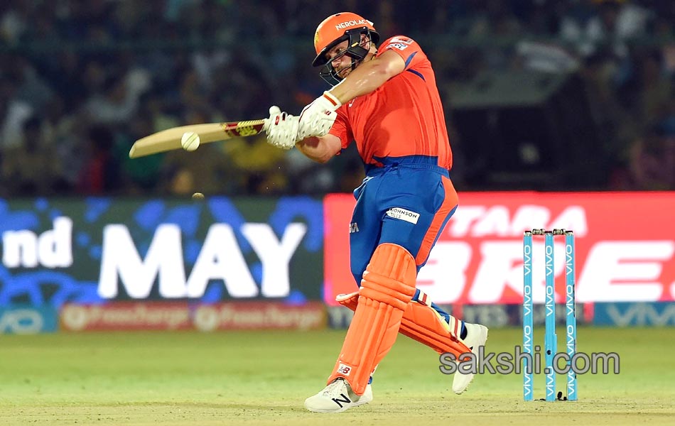 Gujarat Lions win  on Kolkata Knight Riders - Sakshi16