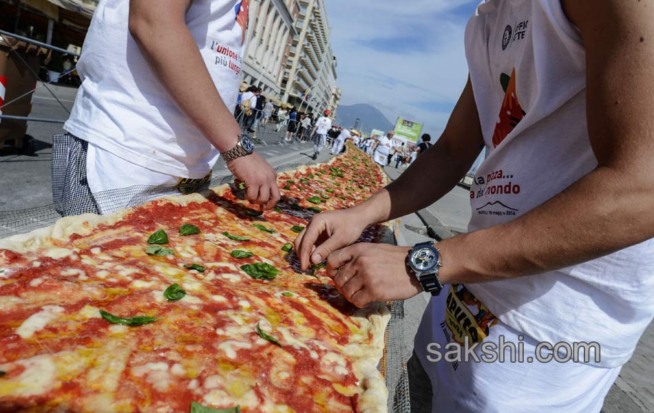 Italy Longest Pizza7