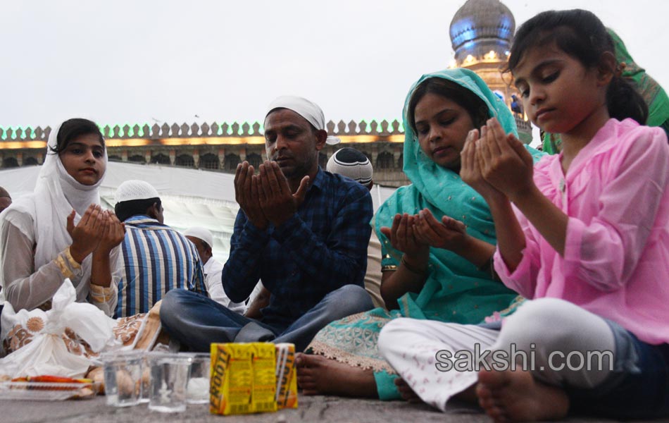 ramadan in hyderabad - Sakshi17