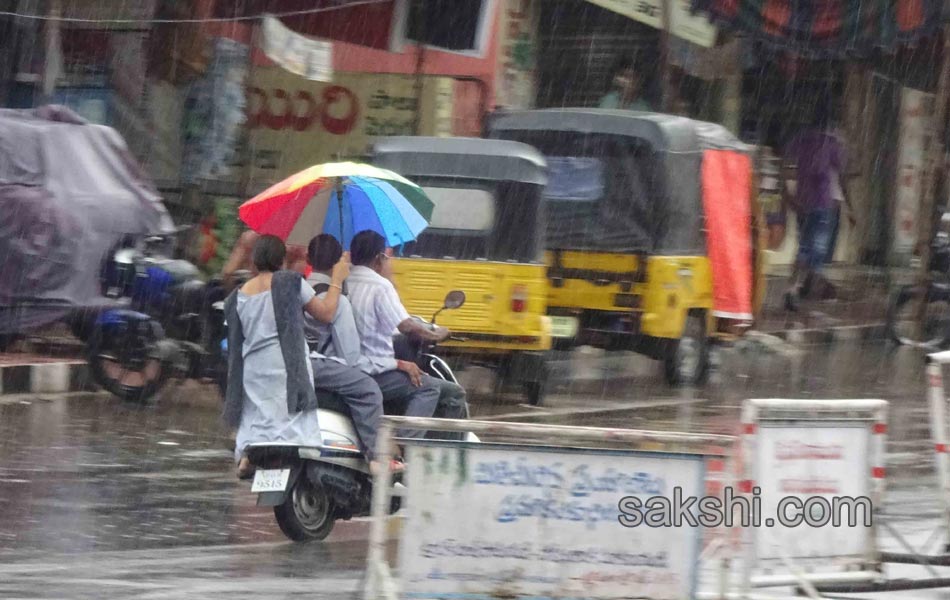 hevy rain in ap and Telangana19