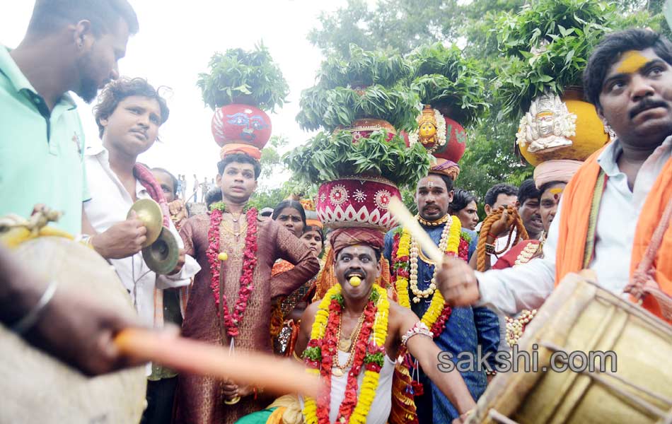 SriJagdambika Ammavari Bonalu celebrations in Golconda Fort10