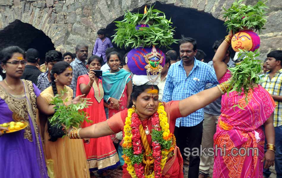 SriJagdambika Ammavari Bonalu celebrations in Golconda Fort25