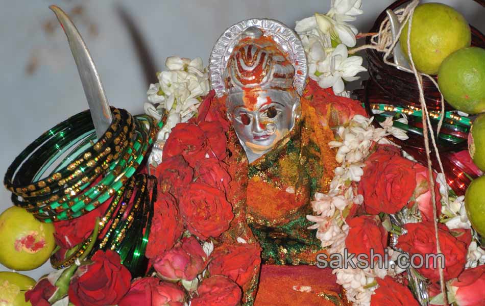 SriJagdambika Ammavari Bonalu celebrations in Golconda Fort30