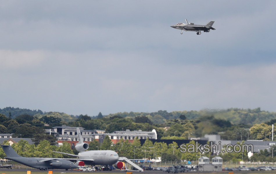 glimpses of flights in fornborough airshow13