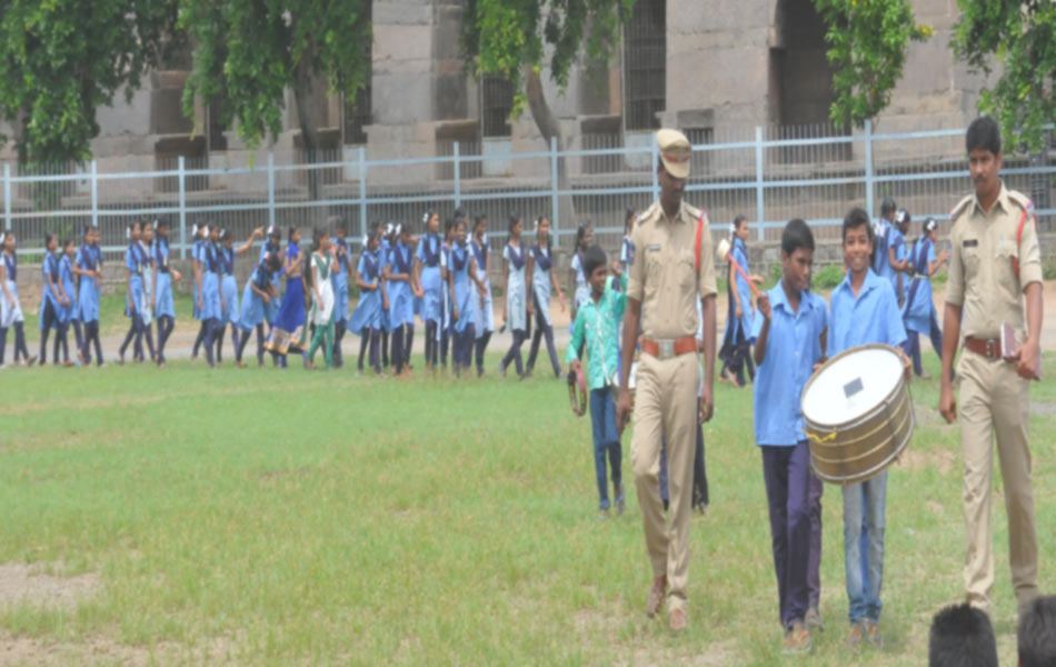 suffering students in haritha haram program6