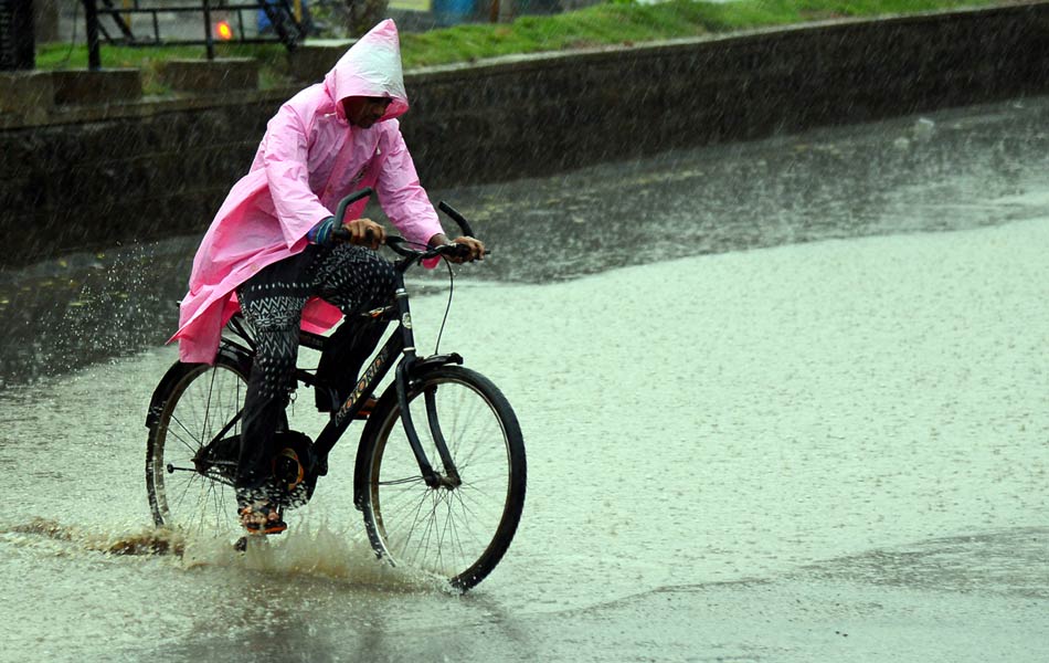 Heavy Rain in Guntur Corporation - Sakshi2