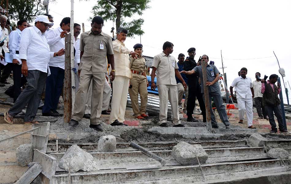 cm at srisailam - Sakshi7