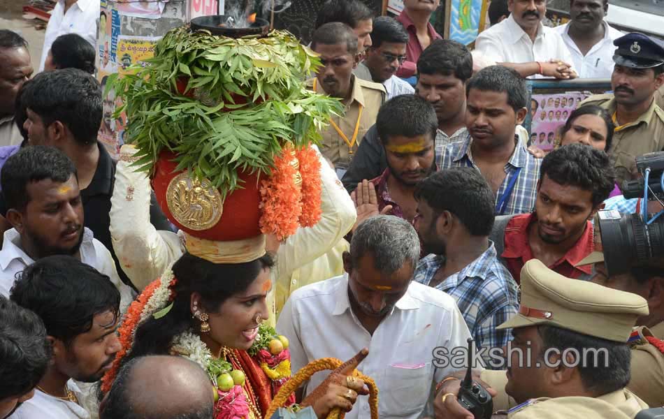 Ujjaini Mahankali Bonalu Festival - Sakshi37