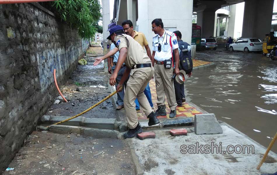 heavy rain in hyderabad - Sakshi23