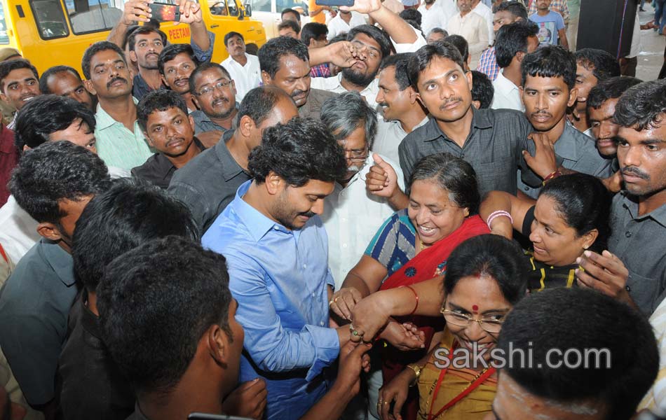 ys jagan mohan reddy in krishna pushkaralu - Sakshi20