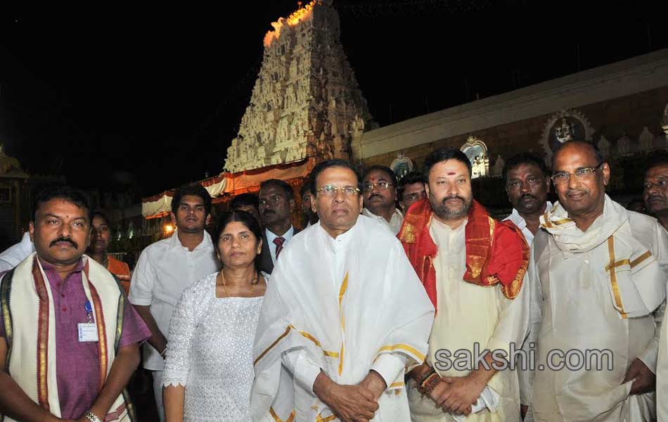 Sri Lankan President takes part in Suprabhata seva at Tirumala temple13