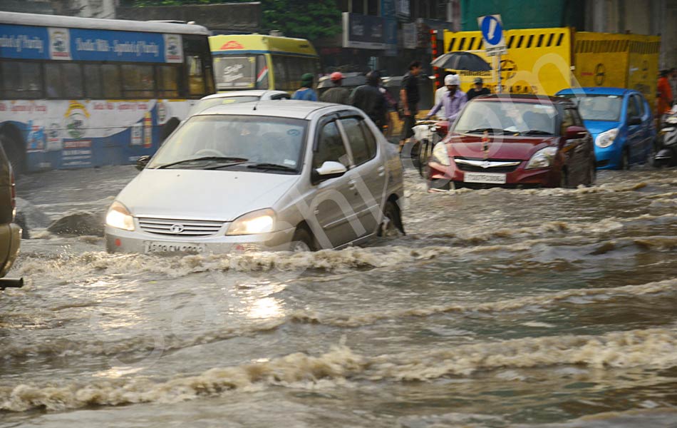 Heavy rains in hyderabad - Sakshi5