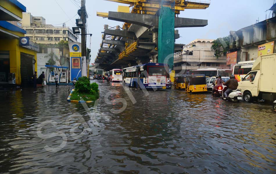 Heavy rains in hyderabad - Sakshi7