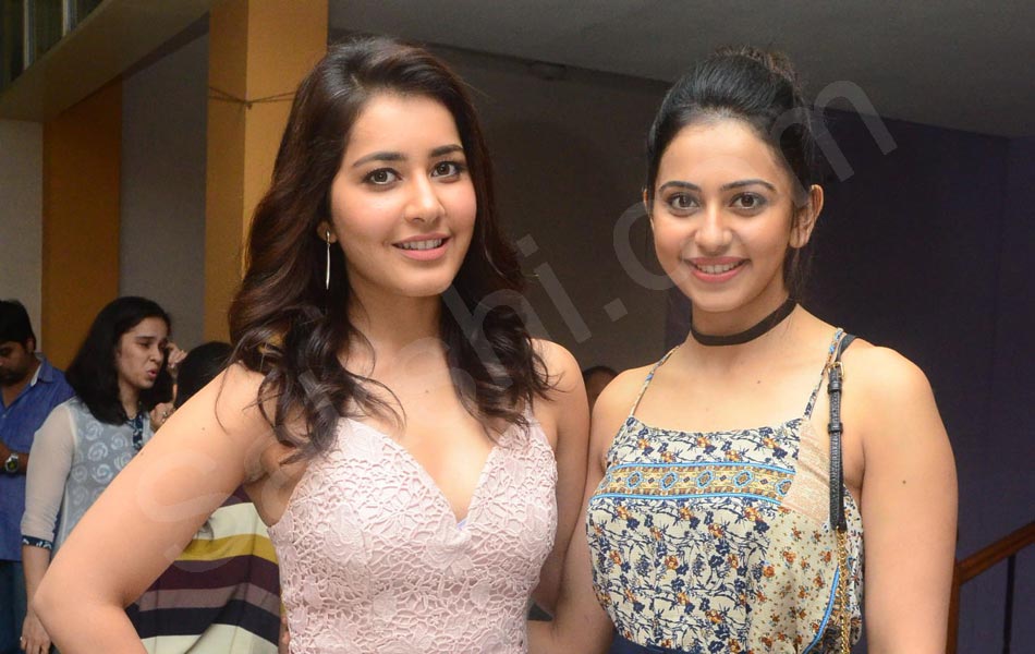 Pink Movie Premier hyderabada14