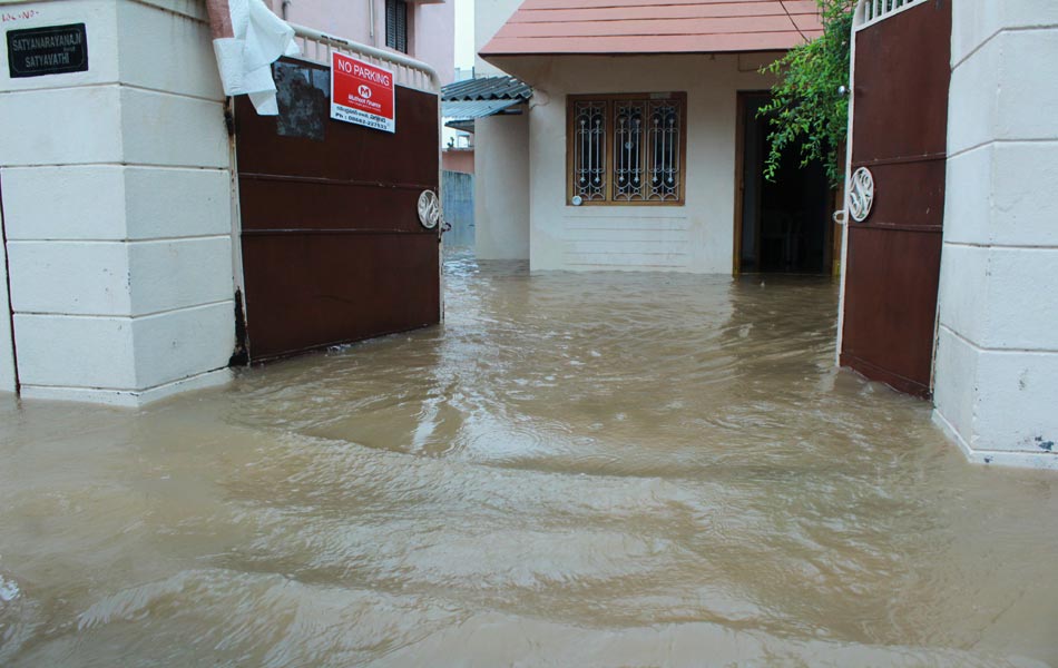 heavy rain in nalgonda - Sakshi4