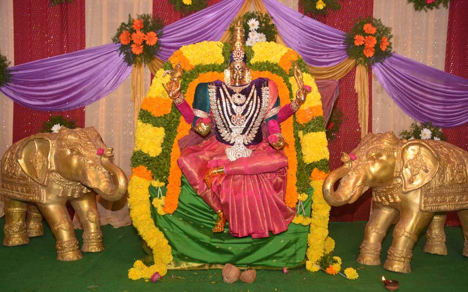 Bhavani looking as Balatripura sundari - Sakshi9