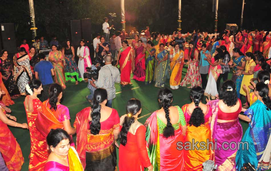 bathukamma festival in Jalavihar12