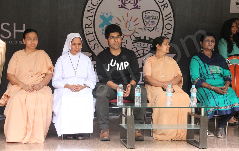 Allu Sirish at St francis Fest1