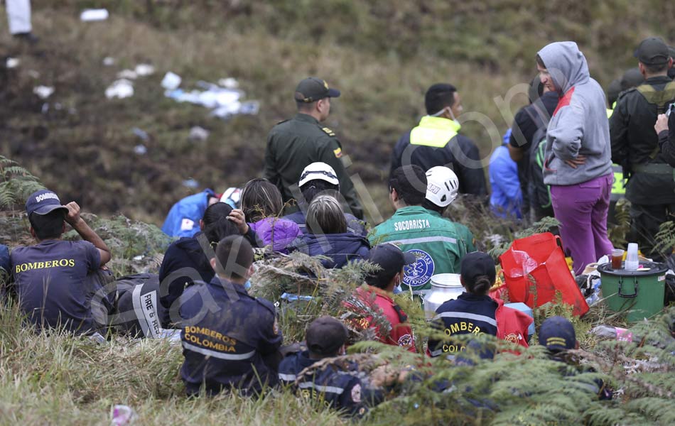 Colombia plane crash 71 dead on Brazil soccer teams charter flight21