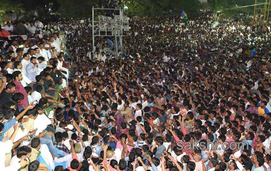 YS Jagan tour in Narasaraopet - Sakshi18