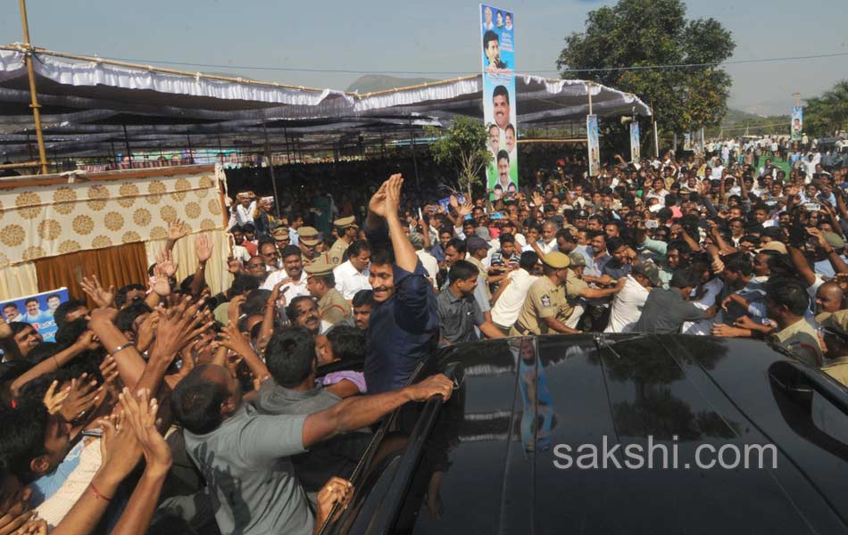 YS Jagan Speech in Yuva Bheri at Vizianagaram - Sakshi8