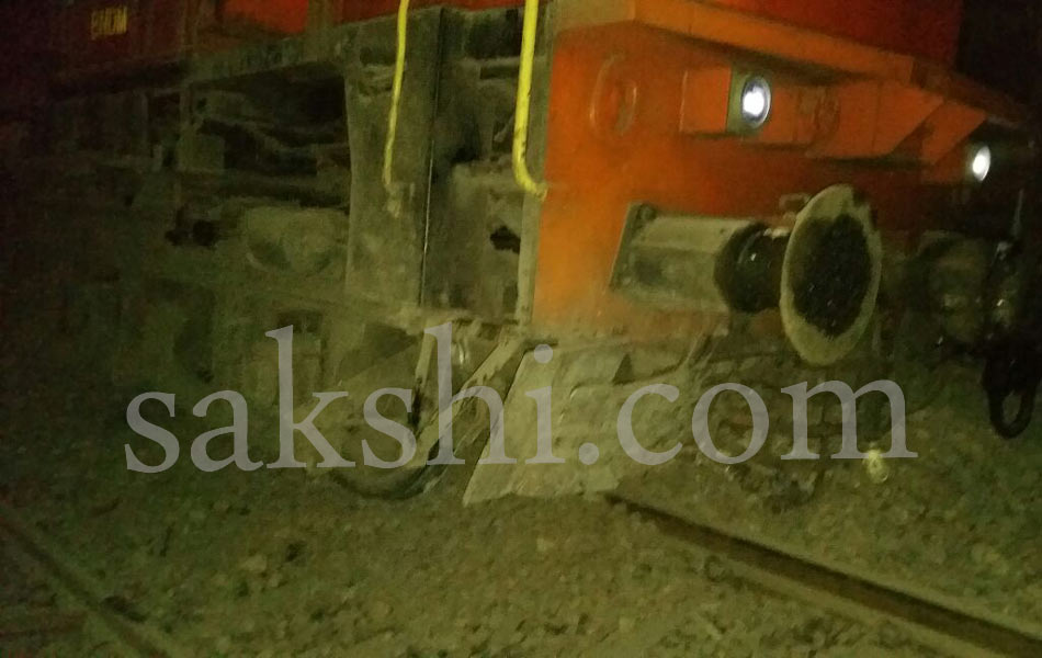 Train accident in andhra pradesh1