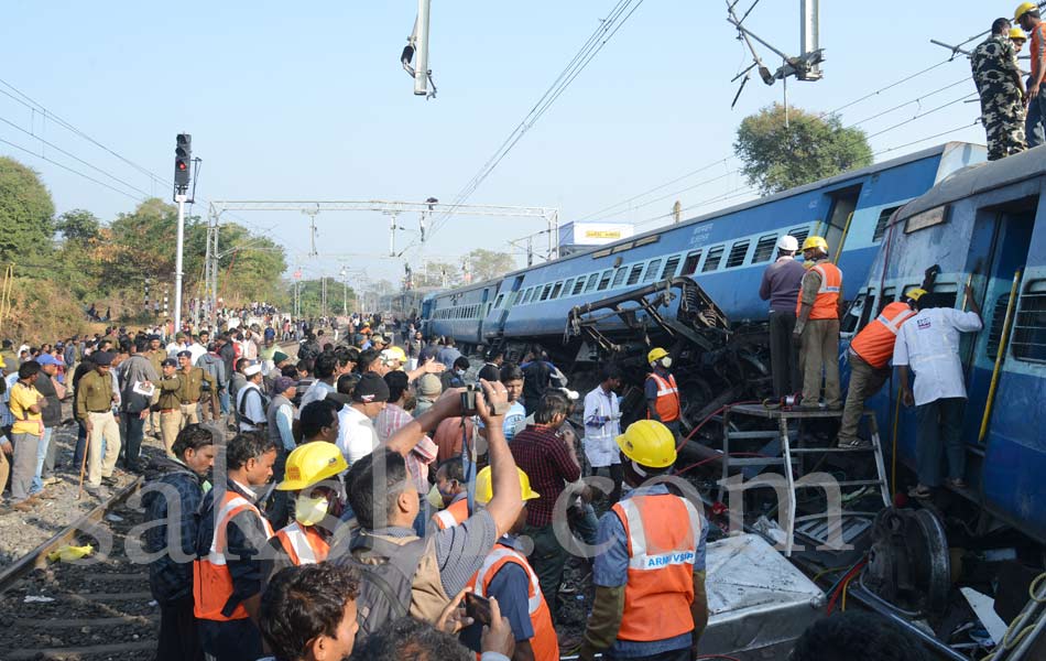 Train accident in andhra pradesh37