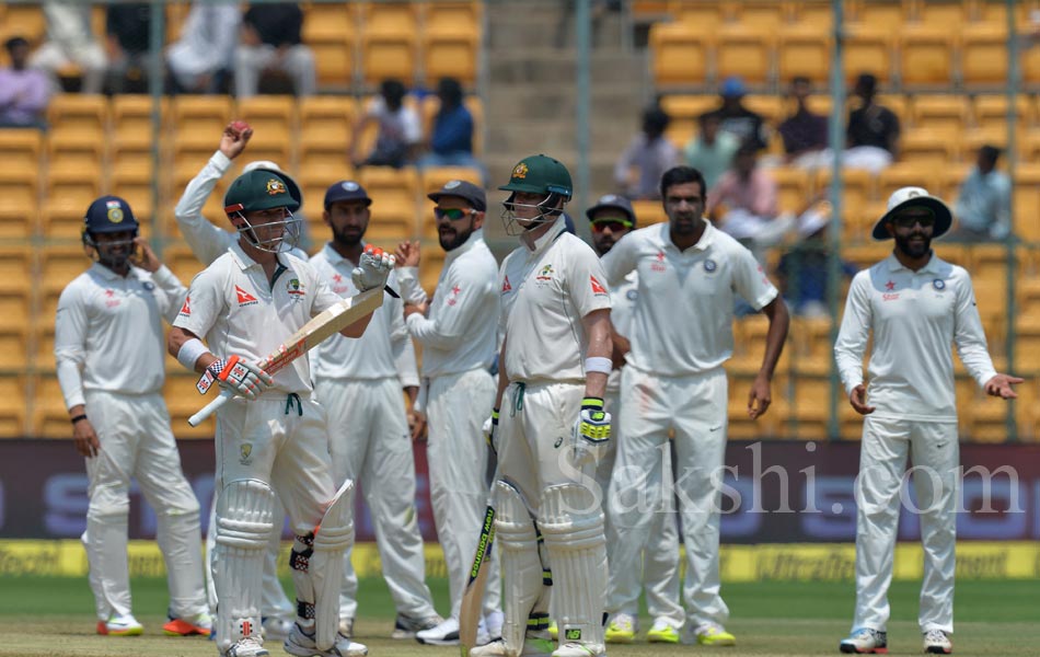 india beats australia by 75 runs in second test15