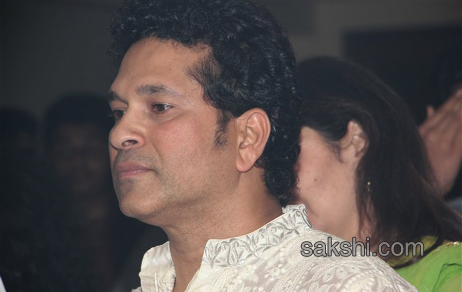 sachin tendulkar and jeetendra attend jagarata at anu malik house - Sakshi7