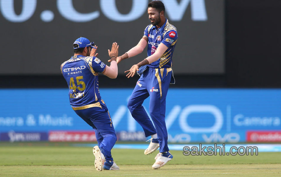 Mumbai Indians beat Royal Challengers Bangalore by 4 wickets13