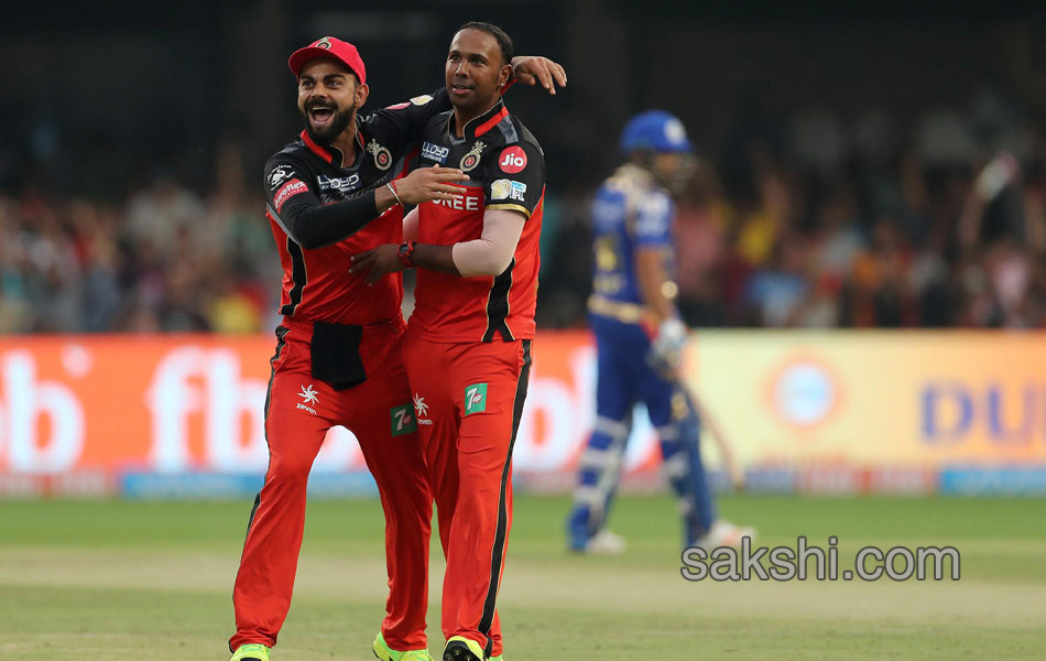 Mumbai Indians beat Royal Challengers Bangalore by 4 wickets22