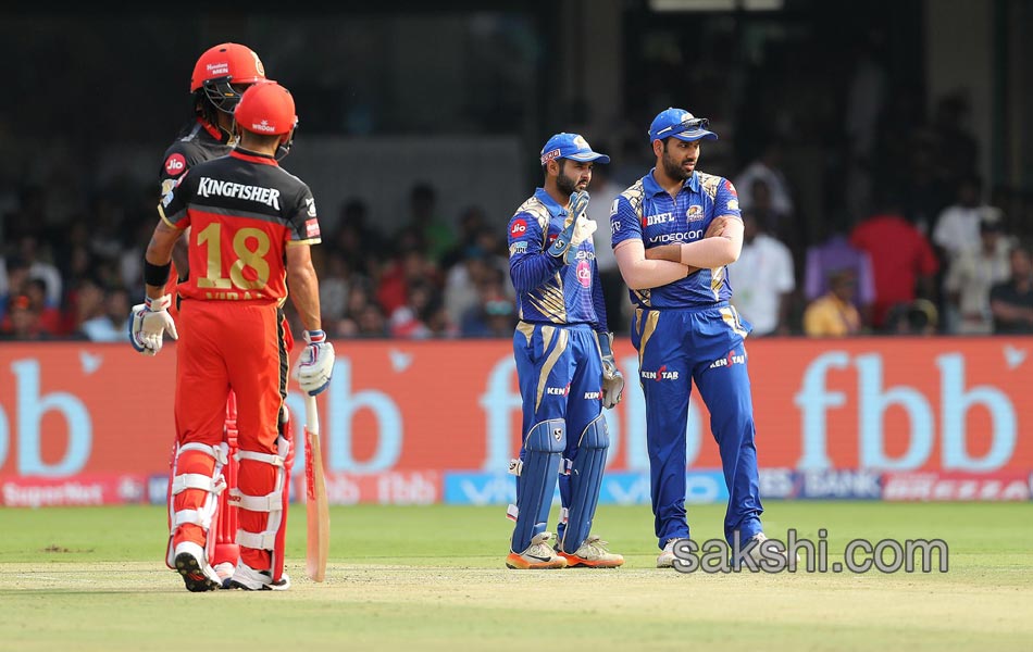 Mumbai Indians beat Royal Challengers Bangalore by 4 wickets24