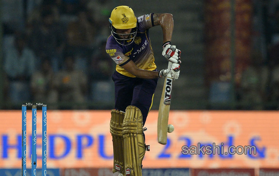 Kolkata Knight Riders beat Delhi Daredevils by 4 wickets6