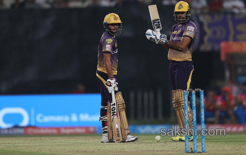 Gujarat Lions win by Kolkata Knight Riders - Sakshi10