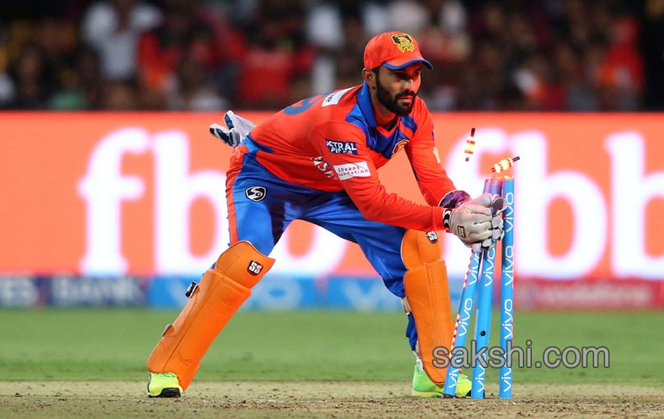 Gujarat Lions win Royal Challengers Bangalore - Sakshi13