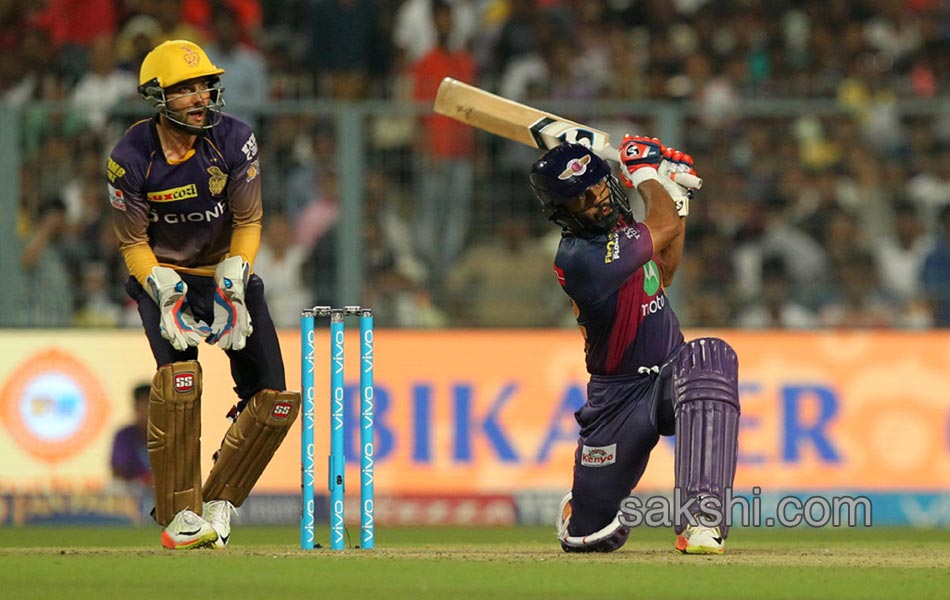 Pune Beat Kolkata By 4 Wickets10