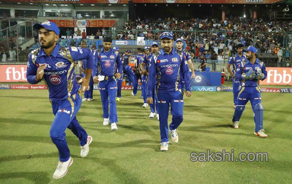 Mumbai Indians win by Delhi Daredevils14