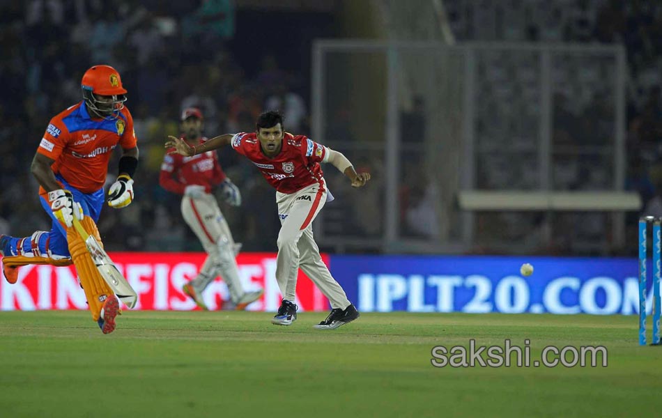 gujarat lions won by 6 wickets on kings xi punjab - Sakshi13