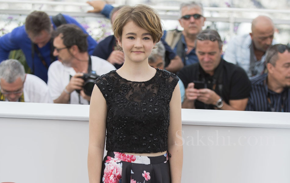 Cannes 2017 Opening Ceremony Red Carpet17