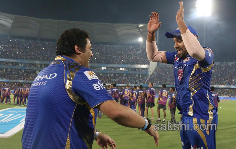 mumbai indians won IPL trophy9