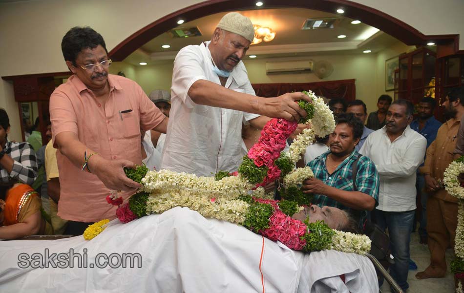 Tributes To Dasari Narayana Rao4