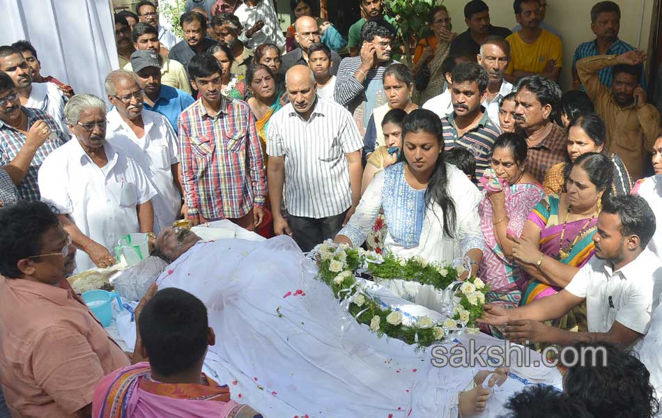 Tributes To Dasari Narayana Rao59