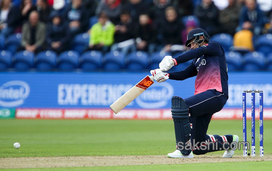 England vs New Zealand Champions Trophy15