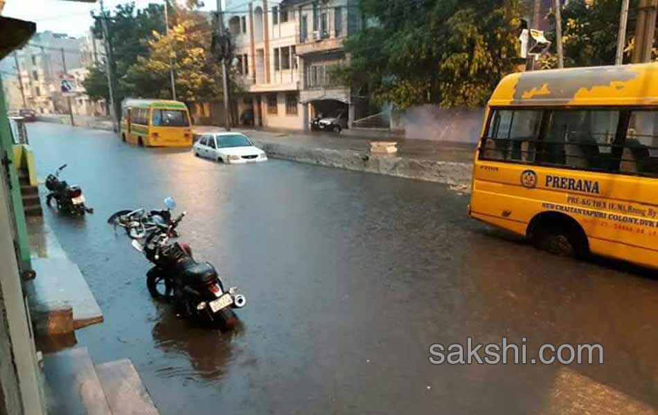 heavyrain in hyderabad - Sakshi6