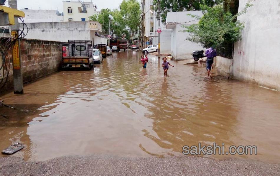 heavyrain in hyderabad - Sakshi20