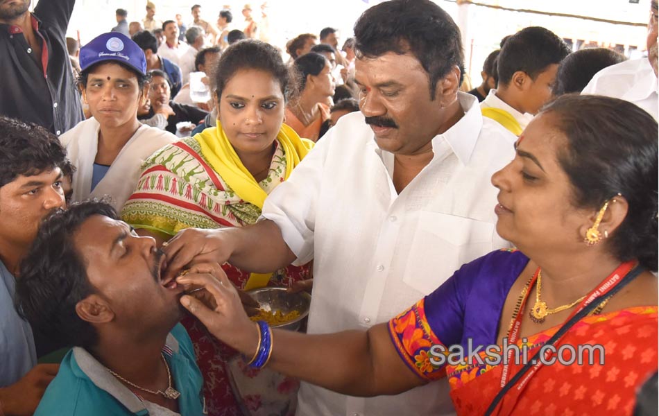 Thousands administered fish medicine in Hyderabad18