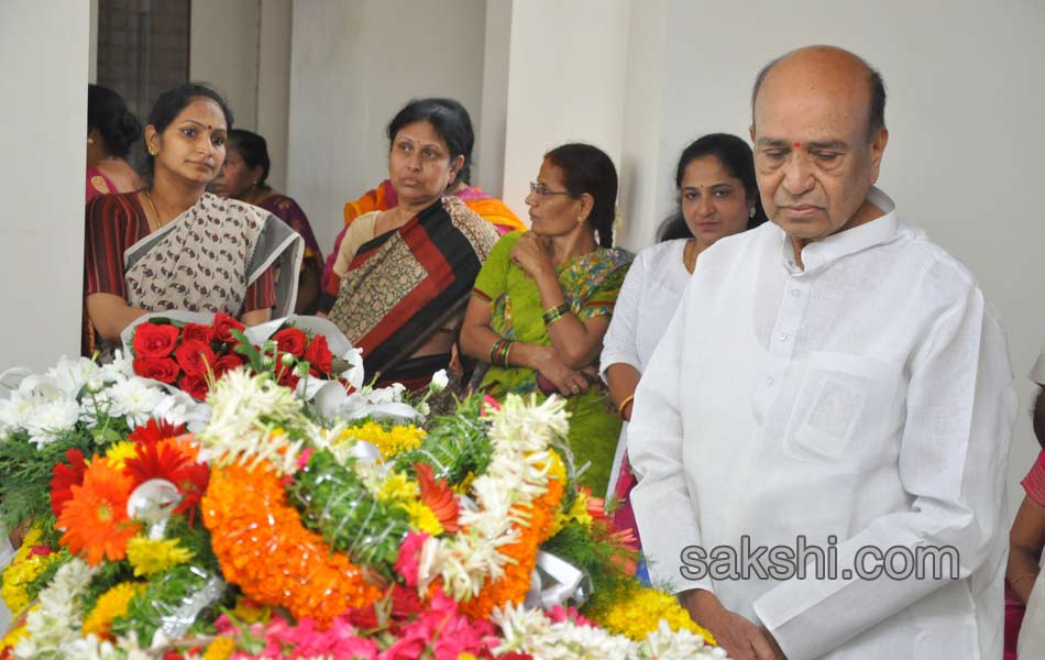 C Narayana Reddy passes away16