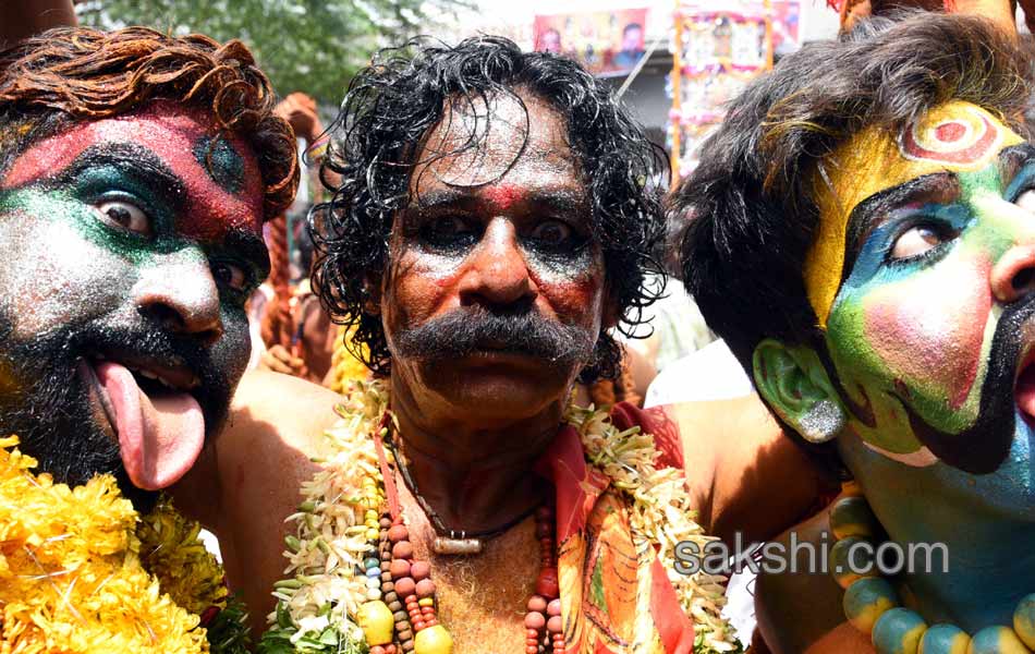 Golkonda bonalu2017 - Sakshi15