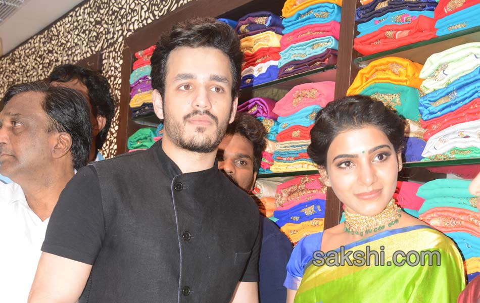 akhil samantha in karimnagar10