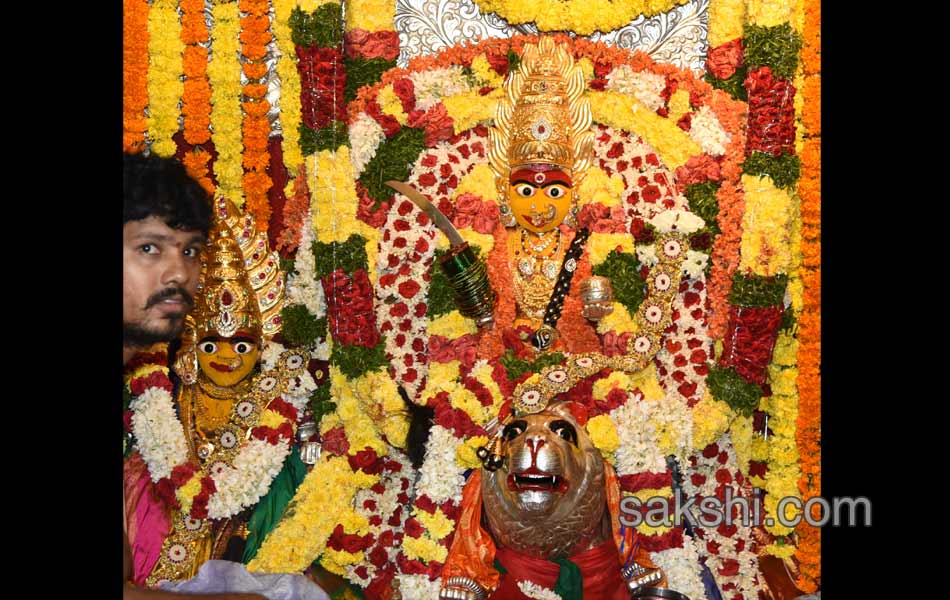 Secunderabad Ujjaini Mahankali Bonalu1